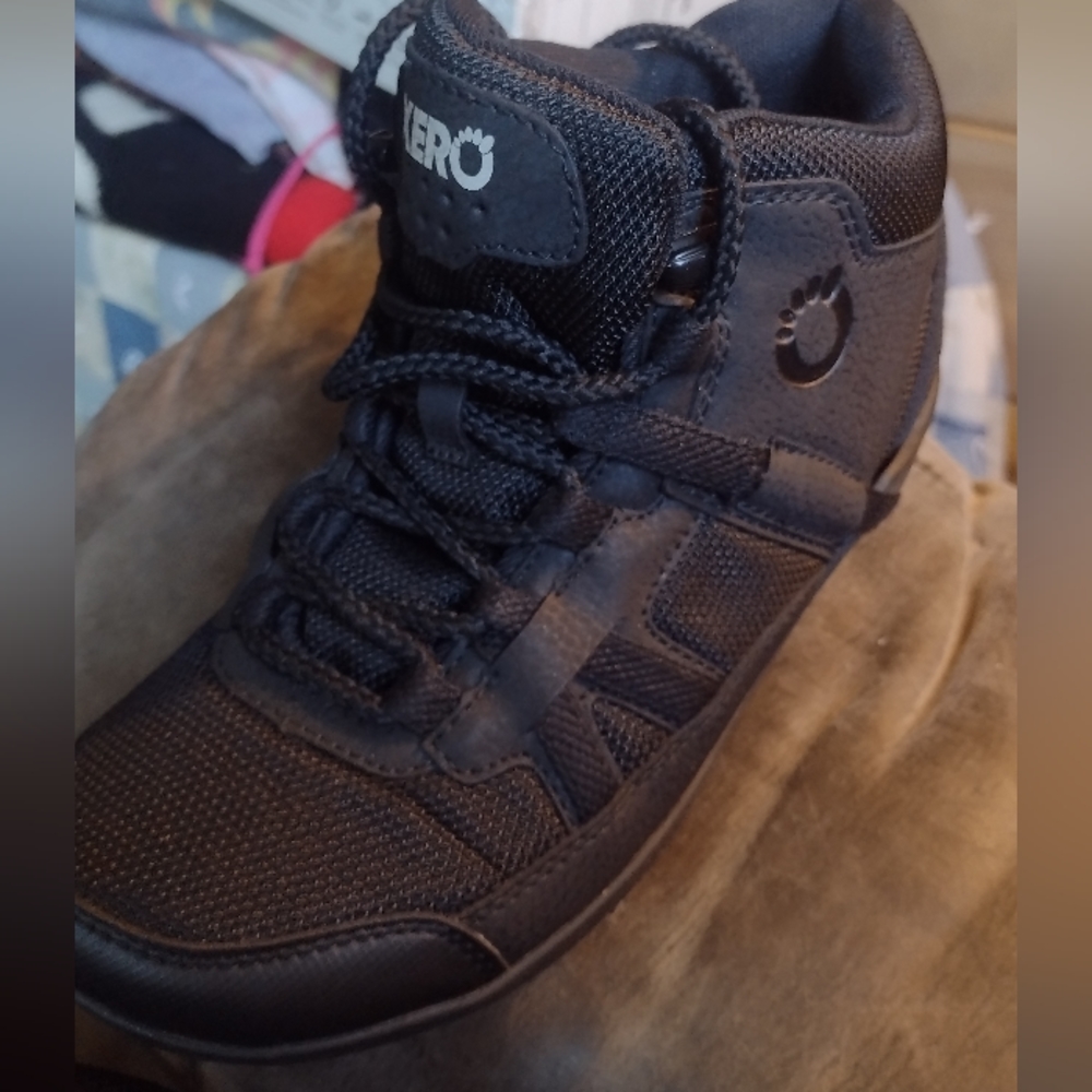 Xero shoes size 8w